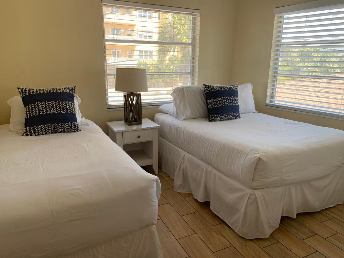The Molloy - Treasure Island Suites & Cottages St. Pete Beach Bagian luar foto