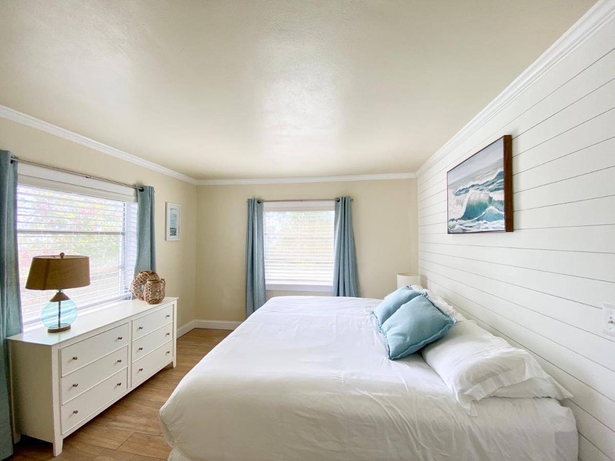 The Molloy - Treasure Island Suites & Cottages St. Pete Beach Bagian luar foto